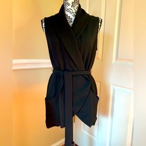 *NWT* Eliane Rose, Sleeveless Tie Front Jacket Sz XS